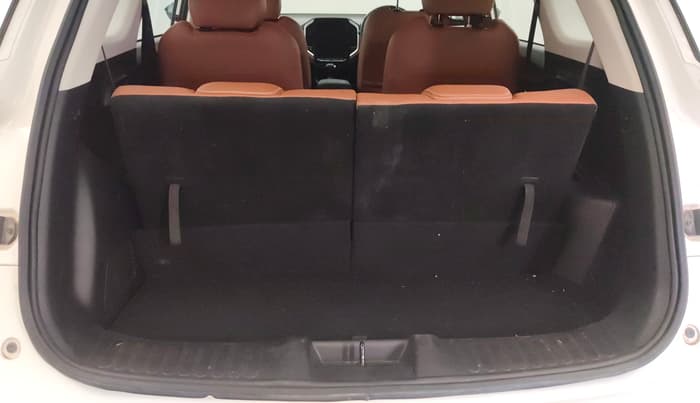 2020 MG HECTOR PLUS SHARP 1.5 PETROL TURBO DCT 6-STR, Petrol, Automatic, 78,696 km, Boot Inside