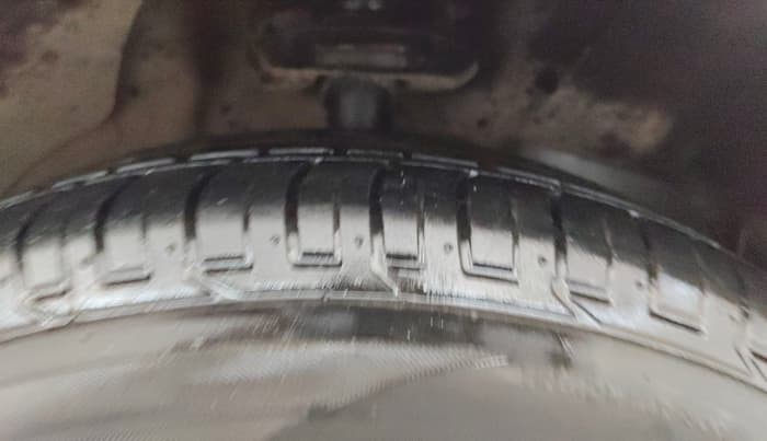 2020 MG HECTOR PLUS SHARP 1.5 PETROL TURBO DCT 6-STR, Petrol, Automatic, 78,696 km, Right Front Tyre Tread
