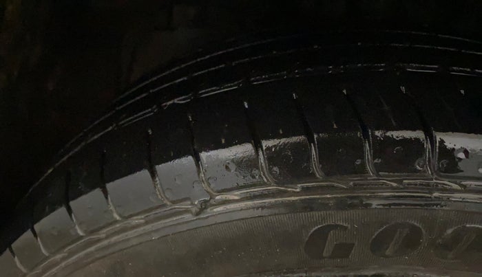 2023 Tata NEXON XM PETROL, Petrol, Manual, 43,008 km, Left Front Tyre Tread