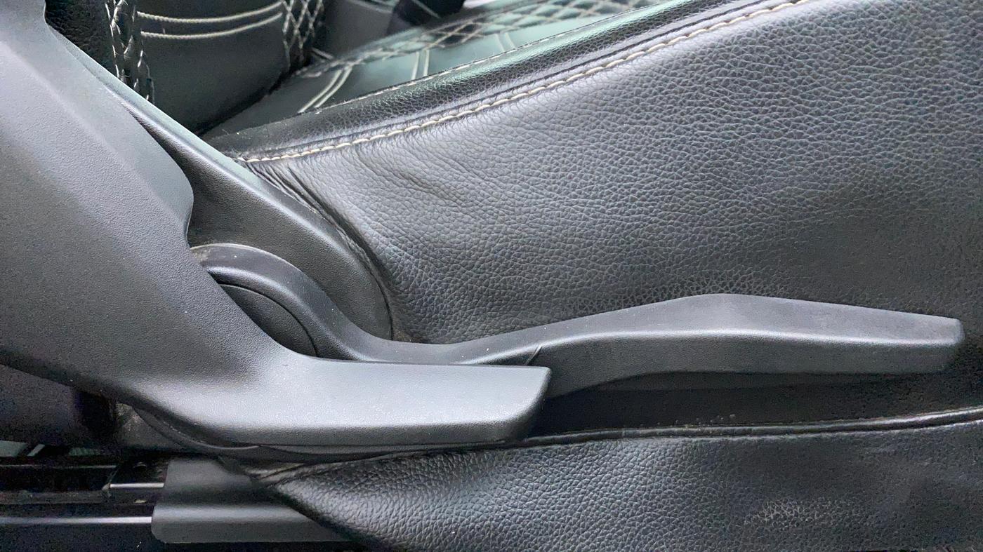 2019 Maruti Baleno ALPHA PETROL 1.2, Petrol, Manual, 73,813 km, Driver Side Adjustment Panel