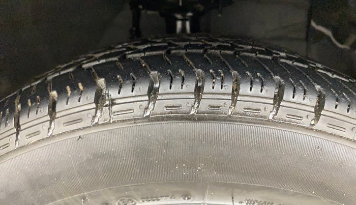 2015 Hyundai Grand i10 ASTA 1.2 KAPPA VTVT, Petrol, Manual, 31,703 km, Right Front Tyre Tread