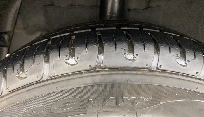 2015 Hyundai Grand i10 ASTA 1.2 KAPPA VTVT, Petrol, Manual, 31,703 km, Right Rear Tyre Tread