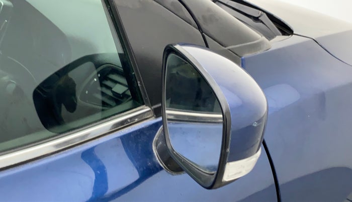 2019 Maruti Baleno ALPHA PETROL 1.2, Petrol, Manual, 90,522 km, Right rear-view mirror - Folding motor not working