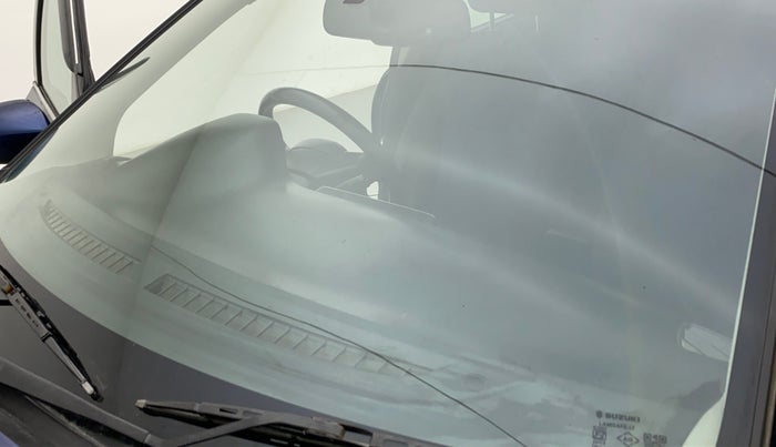 2019 Maruti Baleno ALPHA PETROL 1.2, Petrol, Manual, 90,522 km, Front windshield - Minor spot on windshield