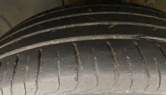 2020 Hyundai VENUE SX 1.0 TURBO IMT, Petrol, Manual, 37,680 km, Left Front Tyre Tread