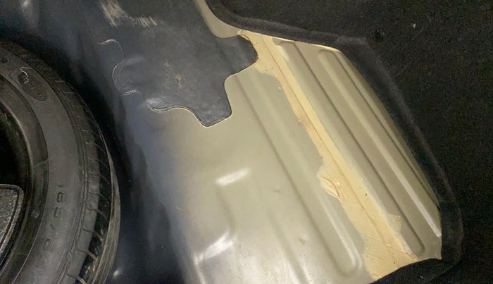 2018 Maruti Ciaz DELTA 1.5 SHVS MT PETROL, Petrol, Manual, 51,690 km, Boot floor - Slightly dented