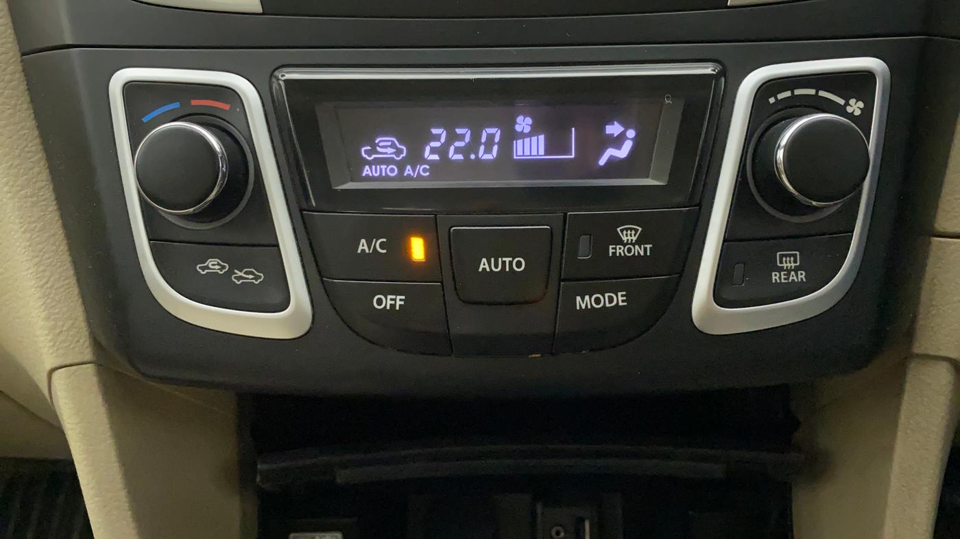 2018 Maruti Ciaz DELTA 1.5 SHVS MT PETROL, Petrol, Manual, 51,690 km, Automatic Climate Control