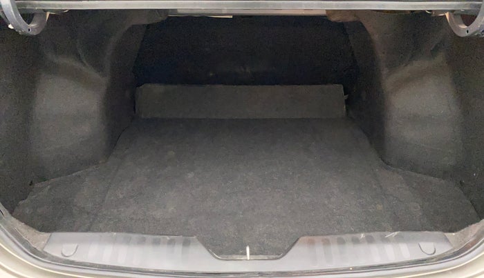2018 Maruti Ciaz DELTA 1.5 SHVS MT PETROL, Petrol, Manual, 51,690 km, Boot Inside