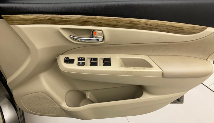 2018 Maruti Ciaz DELTA 1.5 SHVS MT PETROL, Petrol, Manual, 51,690 km, Driver Side Door Panels Control
