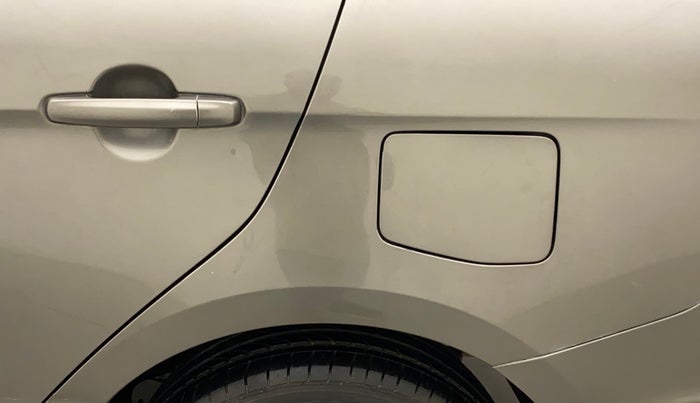2018 Maruti Ciaz DELTA 1.5 SHVS MT PETROL, Petrol, Manual, 51,690 km, Left quarter panel - Paint has minor damage