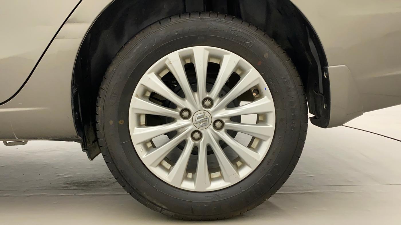 2018 Maruti Ciaz DELTA 1.5 SHVS MT PETROL, Petrol, Manual, 51,690 km, Left Rear Wheel