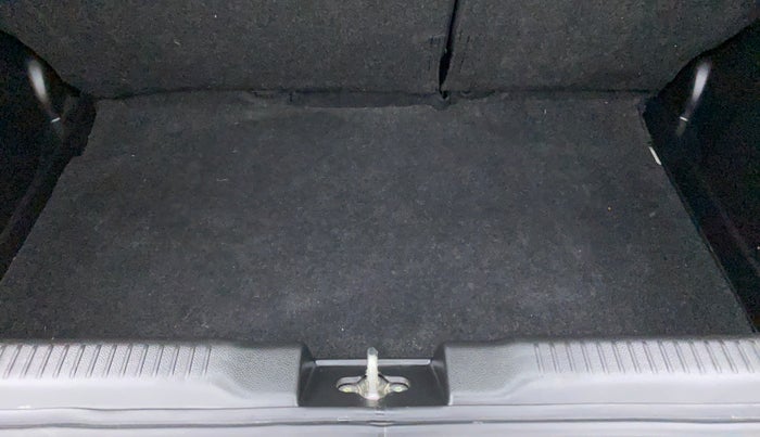 2021 Maruti Swift ZXI (AMT), Petrol, Automatic, 6,415 km, Boot Inside