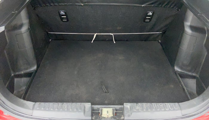 2019 Maruti Vitara Brezza VDI, Diesel, Manual, 75,554 km, Boot Inside