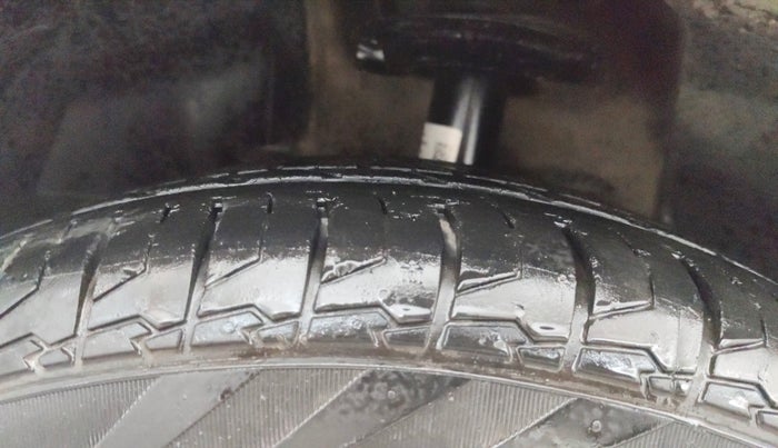 2018 Tata NEXON XZ PLUS PETROL, Petrol, Manual, 60,815 km, Left Front Tyre Tread