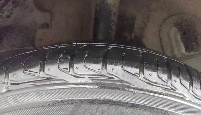 2018 Tata NEXON XZ PLUS PETROL, Petrol, Manual, 60,815 km, Right Rear Tyre Tread