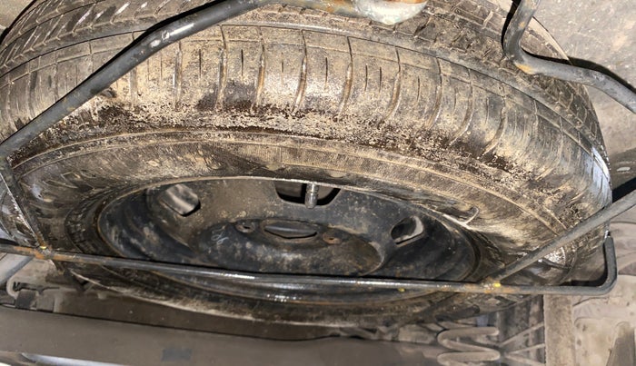 2019 Renault TRIBER RXL MT, Petrol, Manual, 23,620 km, Spare Tyre