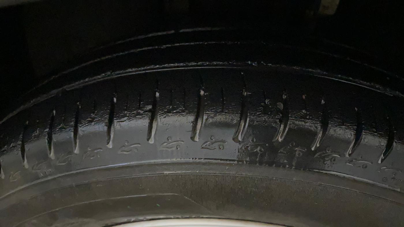2019 Renault TRIBER RXL MT, Petrol, Manual, 23,683 km, Left Front Tyre Tread