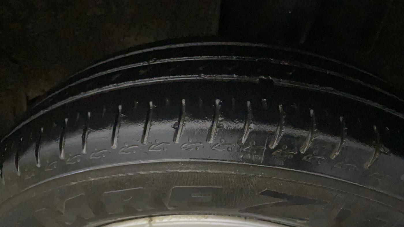 2019 Renault TRIBER RXL MT, Petrol, Manual, 23,683 km, Left Rear Tyre Tread