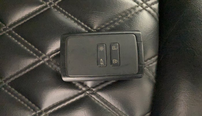 2021 Renault Kiger RXT (O) MT, Petrol, Manual, 35,145 km, Key Close Up