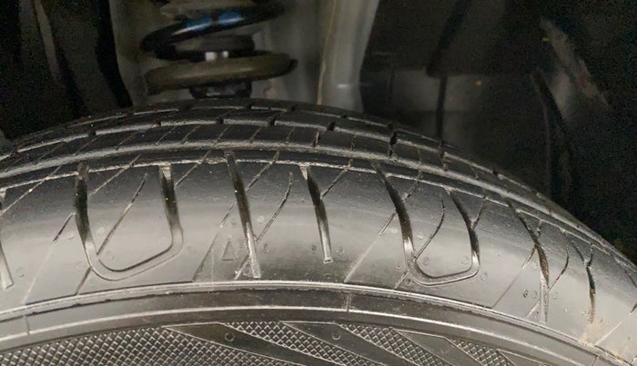 2021 Renault Kiger RXT (O) MT, Petrol, Manual, 35,145 km, Right Front Tyre Tread