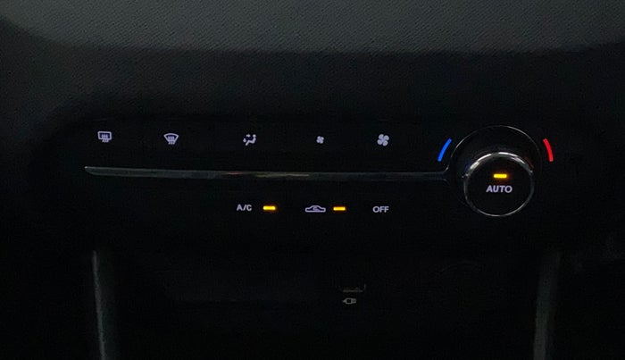 2021 Tata PUNCH CREATIVE AMT 1.2 RTN DUAL TONE, Petrol, Automatic, 17,850 km, Automatic Climate Control