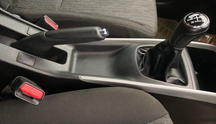 2016 Maruti Baleno ZETA PETROL 1.2, Petrol, Manual, 53,194 km, Gear Lever