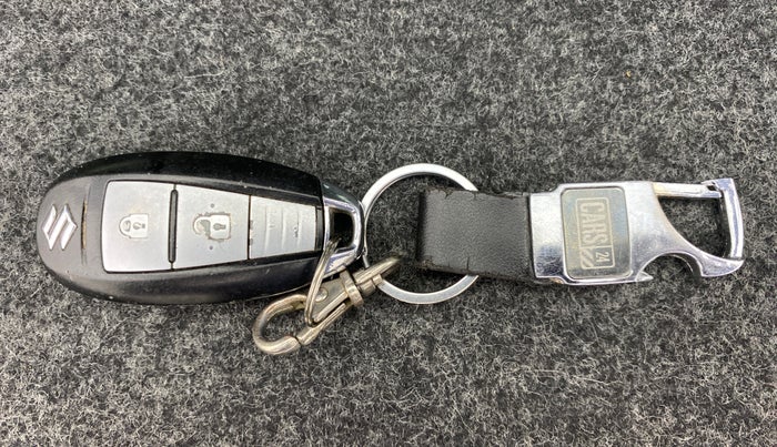 2016 Maruti Baleno ZETA PETROL 1.2, Petrol, Manual, 53,194 km, Key Close Up