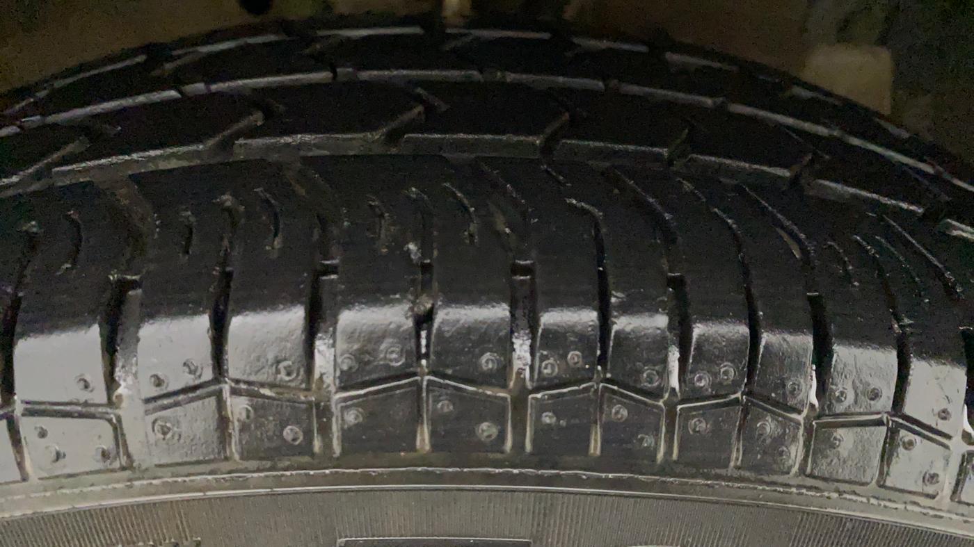 2020 Maruti Swift Dzire TOUR S-CNG (O), CNG, Manual, 15,541 km, Right Front Tyre Tread