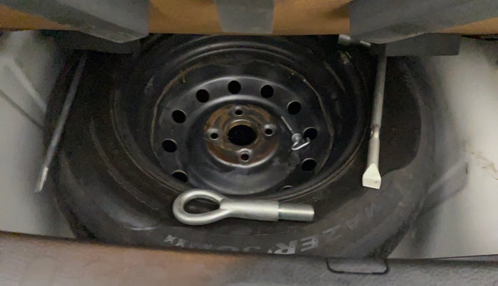 2020 Maruti Swift Dzire TOUR S-CNG (O), CNG, Manual, 15,541 km, Spare Tyre