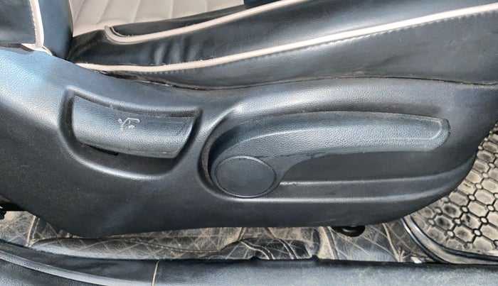 2019 Hyundai Creta SX AT 1.6 PETROL, Petrol, Automatic, 23,513 km, Driver Side Adjustment Panel