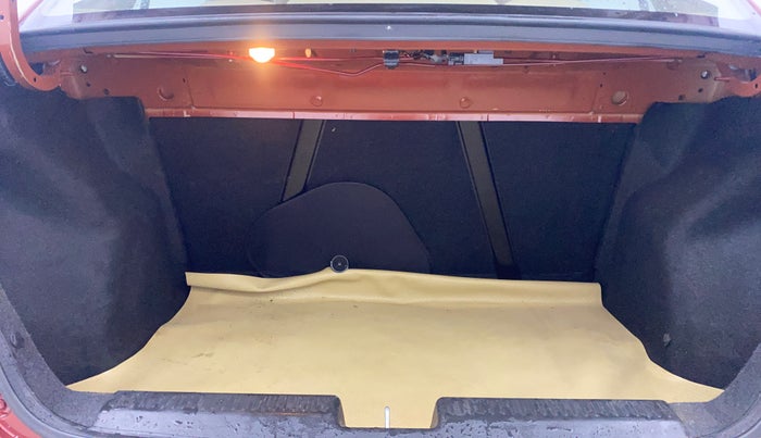 2017 Maruti Dzire ZXI PLUS, Petrol, Manual, 75,698 km, Boot Inside