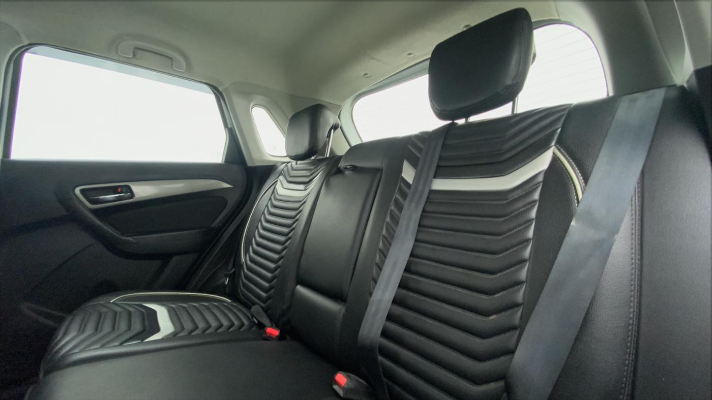 2018 Maruti Vitara Brezza ZDI, Diesel, Manual, 43,750 km, Right Side Rear Door Cabin