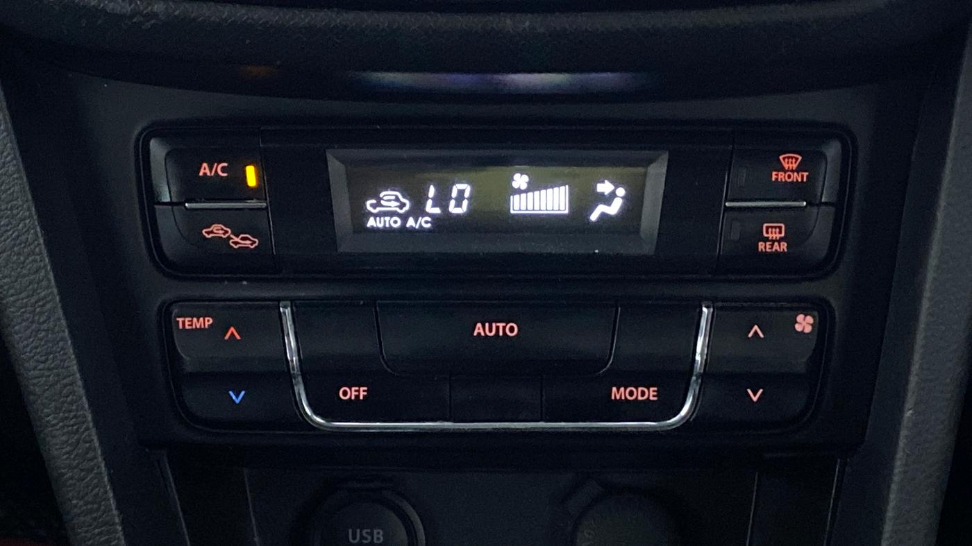 2018 Maruti Vitara Brezza ZDI, Diesel, Manual, 43,750 km, Automatic Climate Control
