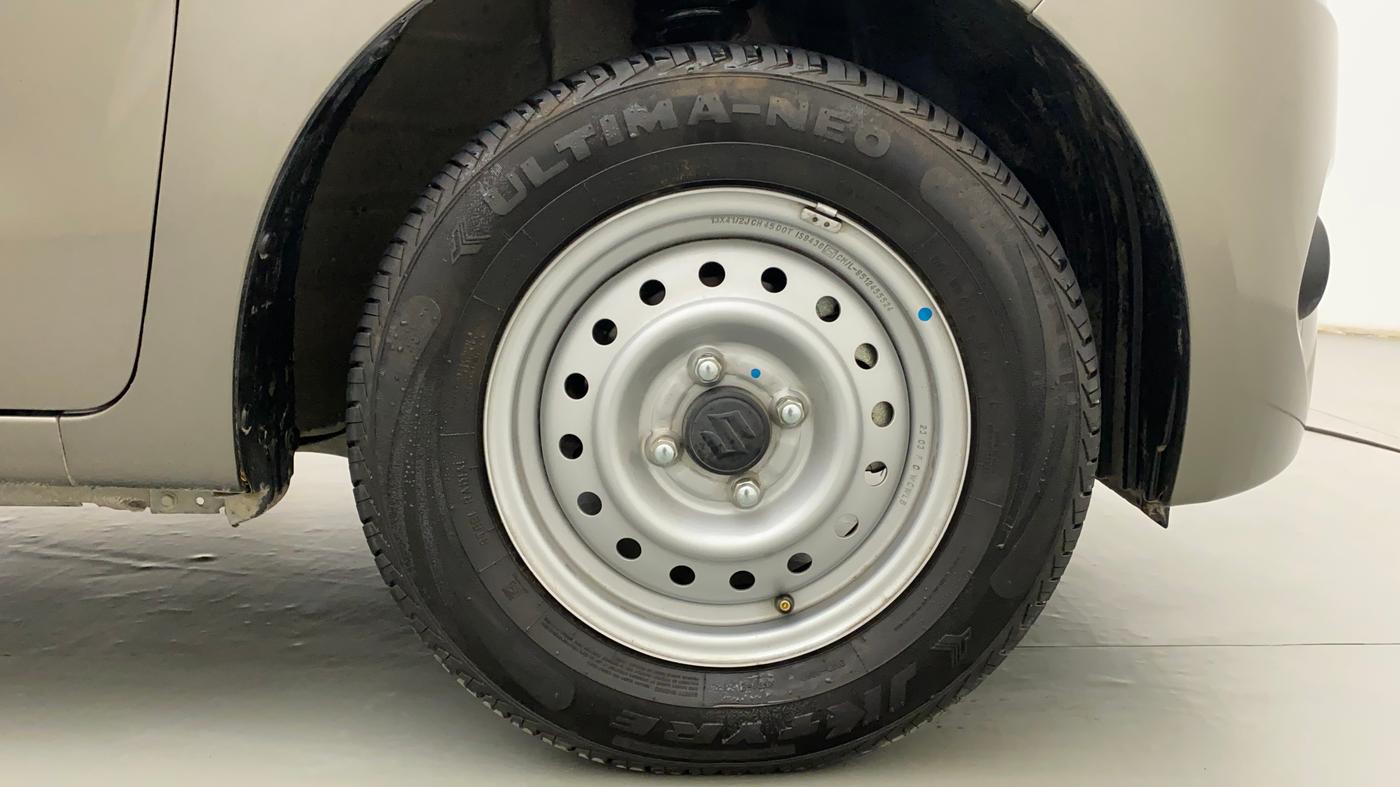 2023 Maruti New Wagon-R LXI 1.0, Petrol, Manual, 6,566 km, Right Front Wheel