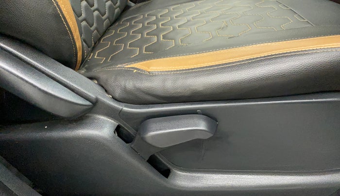 2019 Ford Ecosport TITANIUM 1.5L DIESEL, Diesel, Manual, 55,321 km, Driver Side Adjustment Panel