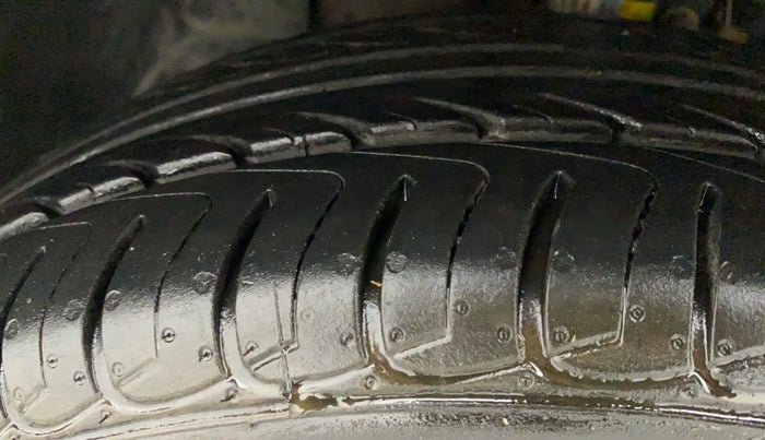 2019 Ford Ecosport TITANIUM 1.5L DIESEL, Diesel, Manual, 55,321 km, Left Front Tyre Tread