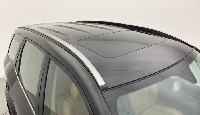 2018 Mahindra XUV500 W11 (O) AT, Diesel, Automatic, 43,514 km, Roof
