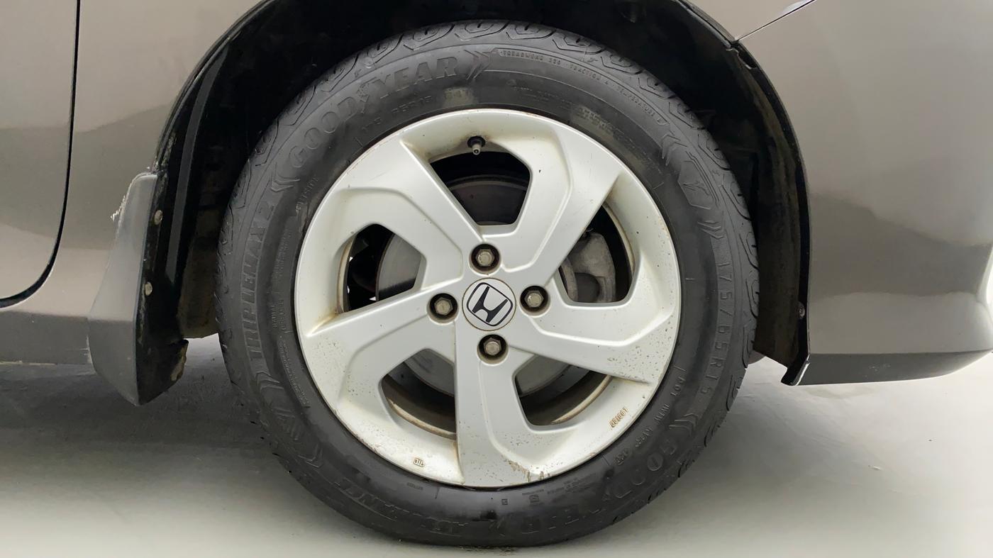 2015 Honda City VX CVT PETROL, Petrol, Automatic, 70,510 km, Right Front Wheel
