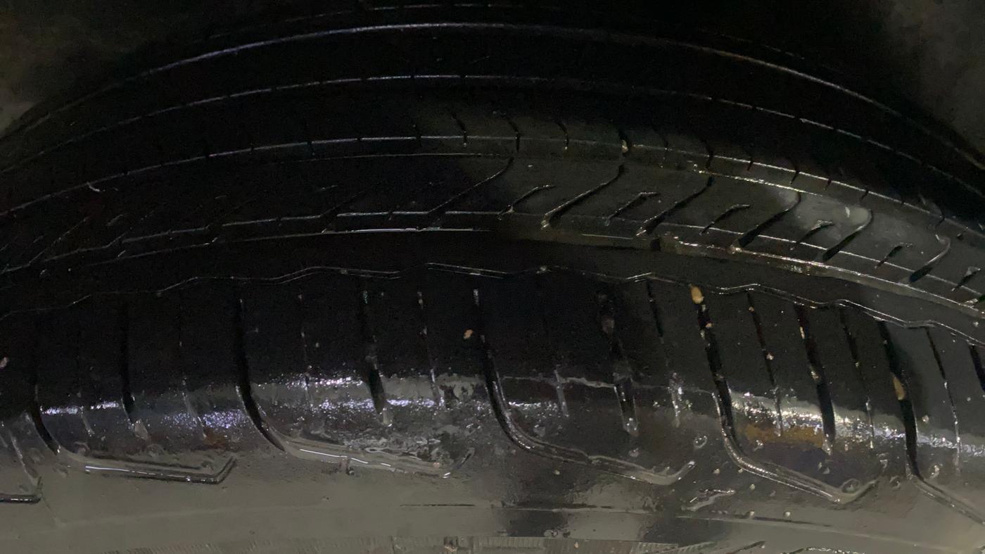 2023 Tata PUNCH ACCOMPLISHED DAZZLE SUNROOF CNG MT, CNG, Manual, 92,545 km, Left Rear Tyre Tread