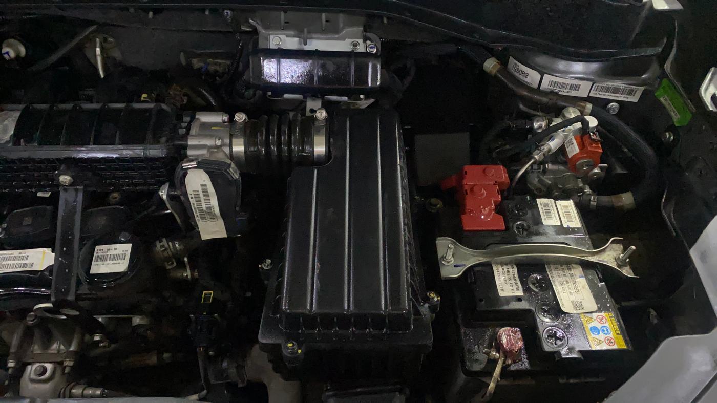 2023 Tata PUNCH ACCOMPLISHED DAZZLE SUNROOF CNG MT, CNG, Manual, 92,545 km, Engine View - Left