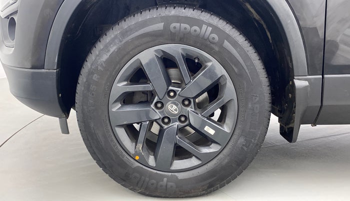 2021 Tata Harrier XZA+ DARK EDITION, Diesel, Automatic, 31,165 km, Left Front Wheel