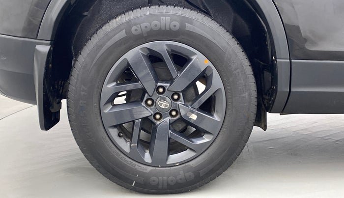 2021 Tata Harrier XZA+ DARK EDITION, Diesel, Automatic, 31,165 km, Right Rear Wheel