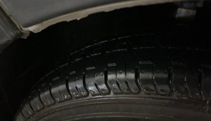 2018 Datsun Redi Go T, Petrol, Manual, 50,949 km, Left Front Tyre Tread