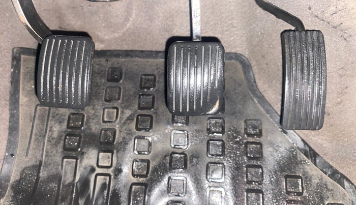 2013 Hyundai i10 MAGNA 1.2, Petrol, Manual, 69,772 km, Pedals