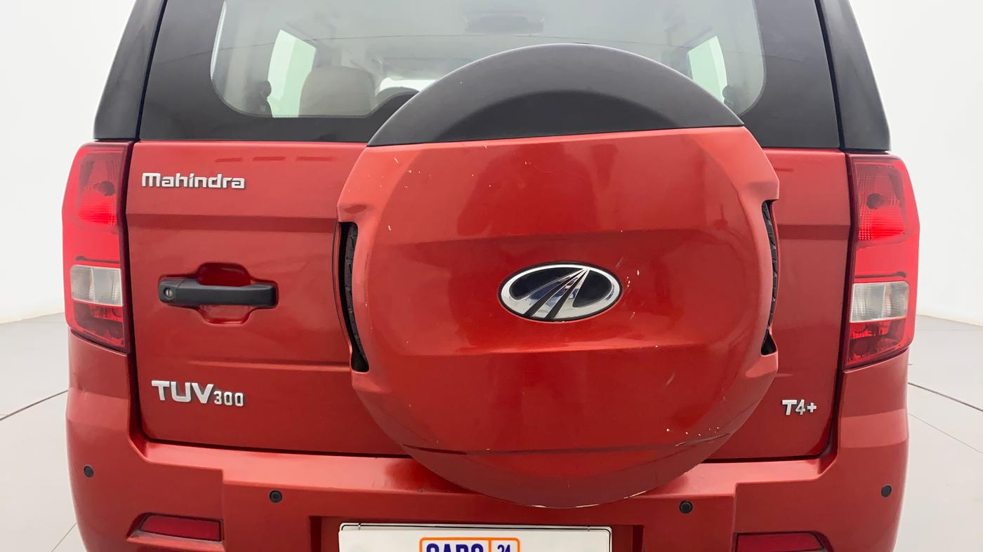 2017 Mahindra TUV300 T4 PLUS, Diesel, Manual, 58,142 km, Spare Tyre
