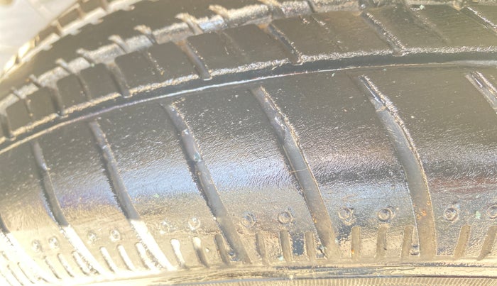 2017 Maruti Wagon R 1.0 VXI AMT, Petrol, Automatic, 65,211 km, Left Front Tyre Tread