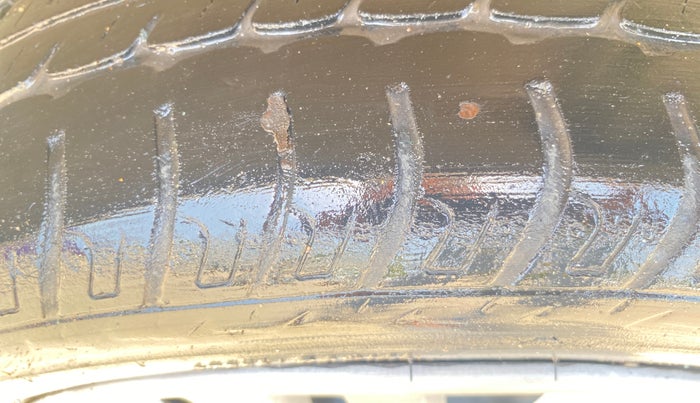 2017 Maruti Wagon R 1.0 VXI AMT, Petrol, Automatic, 65,211 km, Left Rear Tyre Tread