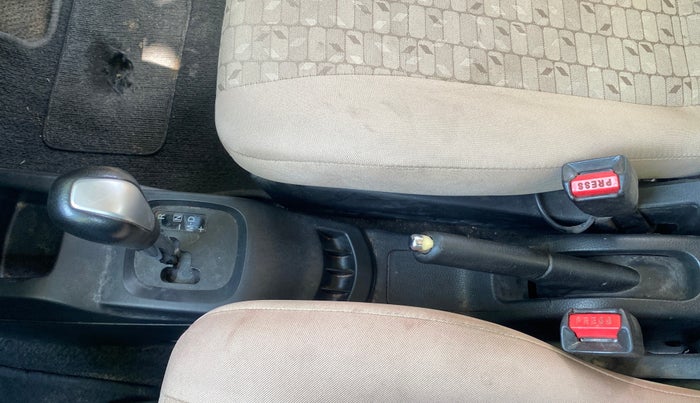 2017 Maruti Wagon R 1.0 VXI AMT, Petrol, Automatic, 65,211 km, Gear Lever