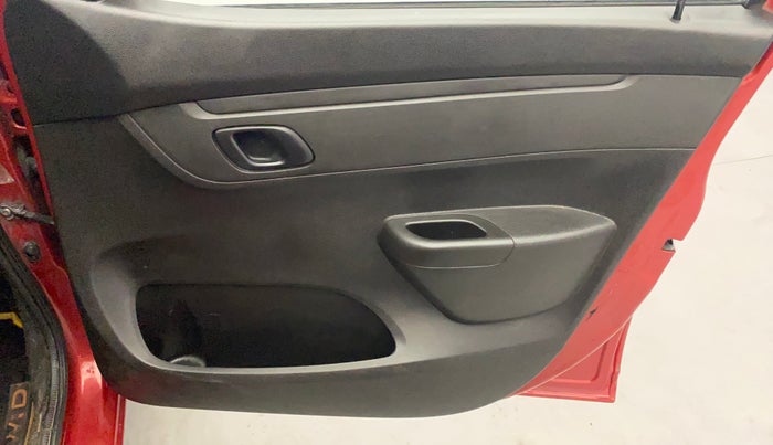 2017 Renault Kwid RXT 1.0 AMT (O), Petrol, Automatic, 28,167 km, Driver Side Door Panels Control