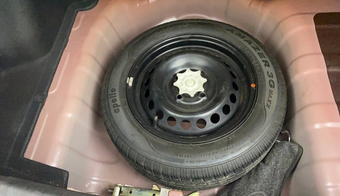 2016 Hyundai Xcent SX 1.2, Petrol, Manual, 37,680 km, Spare Tyre